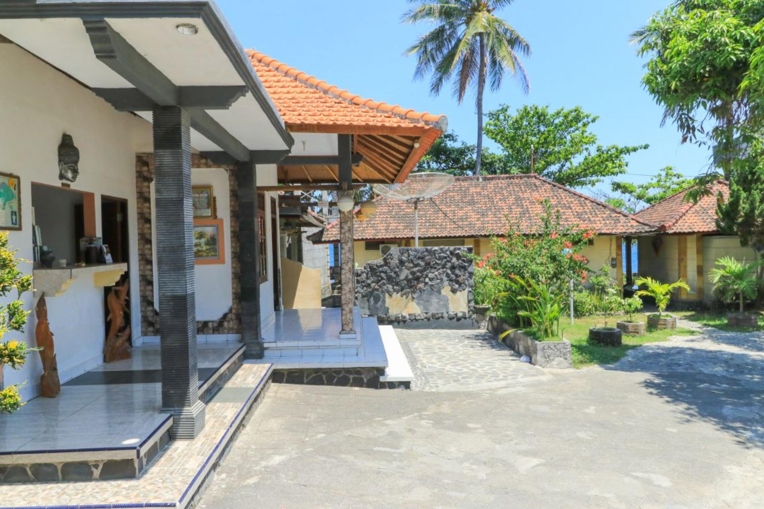Kubutambahan  Hotel Tara Bar & Resto Air Sanih מראה חיצוני תמונה