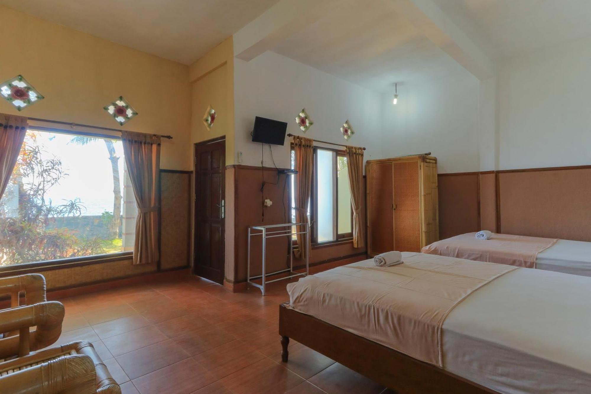 Kubutambahan  Hotel Tara Bar & Resto Air Sanih חדר תמונה