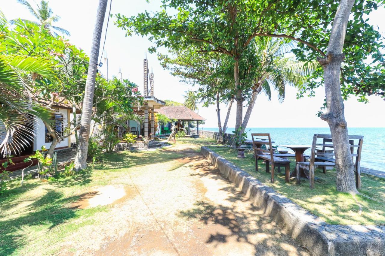 Kubutambahan  Hotel Tara Bar & Resto Air Sanih מראה חיצוני תמונה